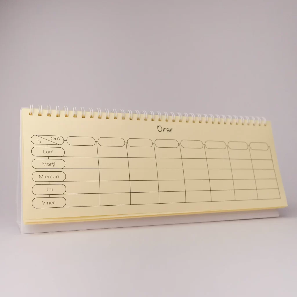 Planner elegant de birou, cu pagini ordonate pentru planificarea fiecărei zile